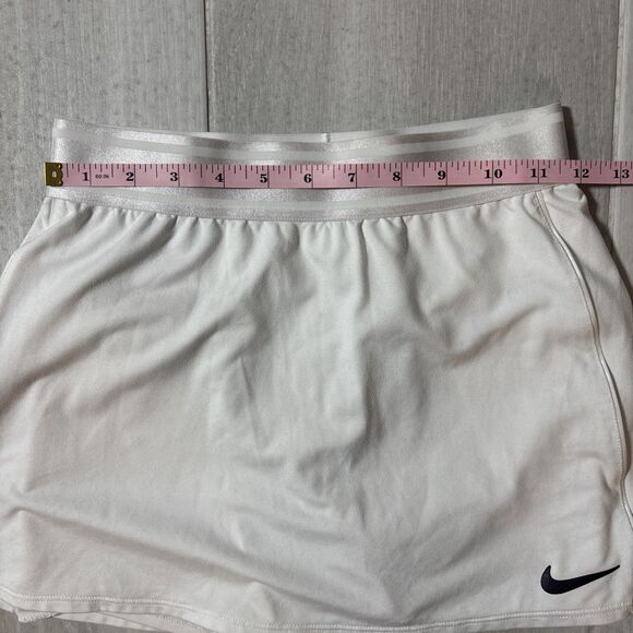 Nike Women’s XS White Athletic Skort Tennis golf pickleball Built-in Shorts - Picture 5 of 7